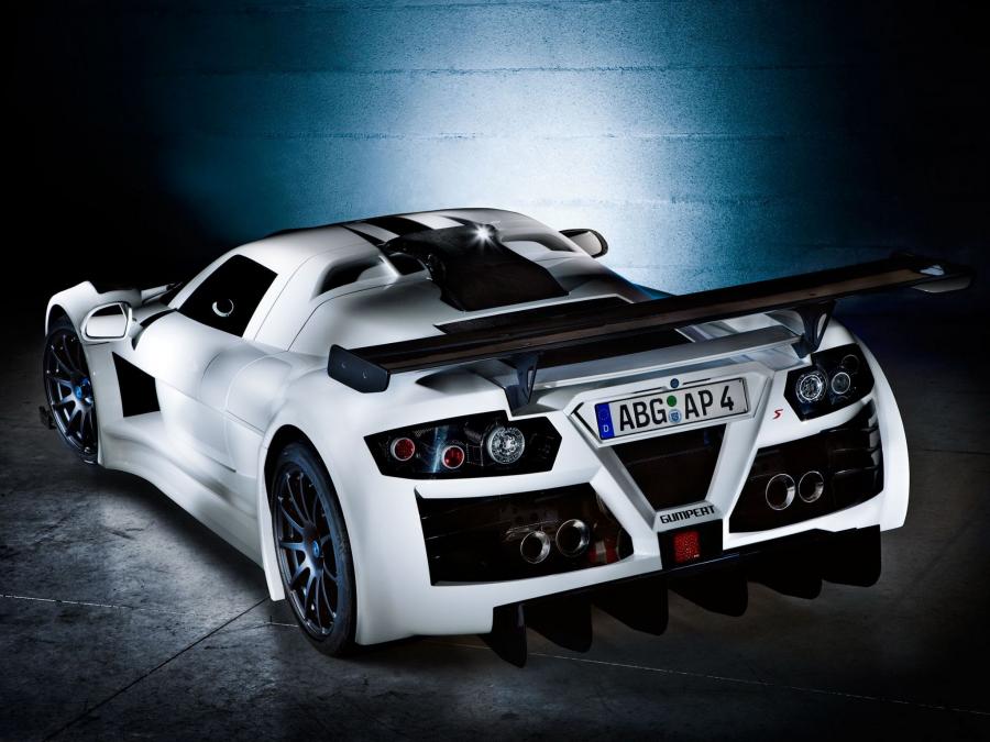  Gumpert Apollo S 2011 года  (фото 3 из 12)